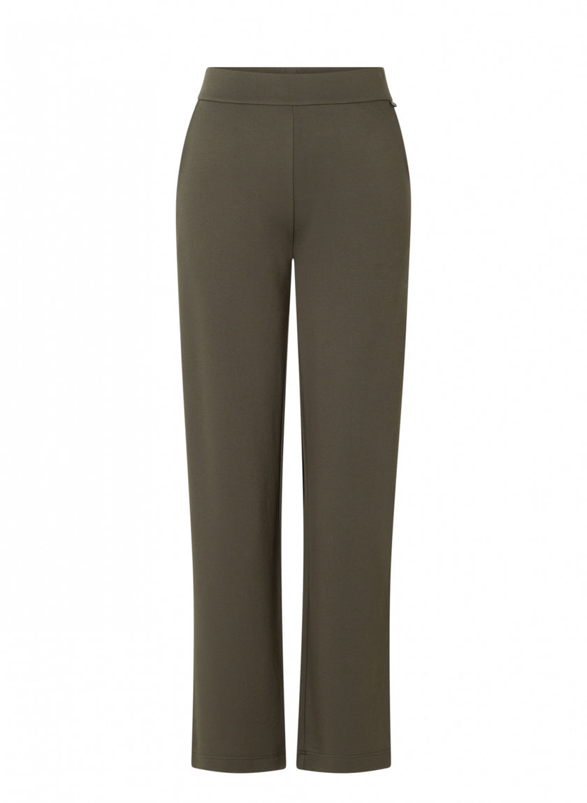 De Paloma Essential, een olijfgroene zachte pantalon met rechte pijpen en een hoge tailleband, wordt getoond tegen een effen witte achtergrond. Nu verkrijgbaar in 4 kleuren.