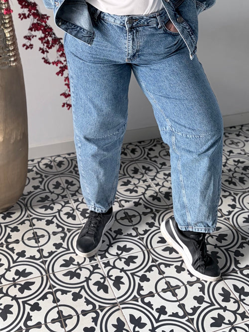 Dames denim jas van Wasabi Concept in lichtblauw met relaxed fit en klassieke knoopsluiting